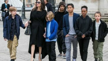 Angelina Jolie & her kids